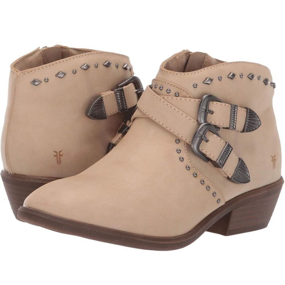 Frye Ellen studs Western Studded Mid-Heel Bootie in tan size 4